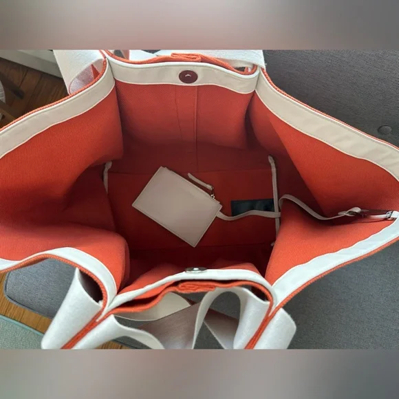 Versatile All Saints Orange Tote-style Bag with Detachable White Leather Pouch - Picture 5 of 6